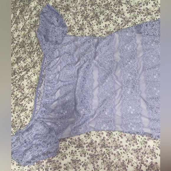 GORGEOUS LAVENDER LACE MIDI DRESS FROM FASHION NOVA!! - Picture 3 of 3